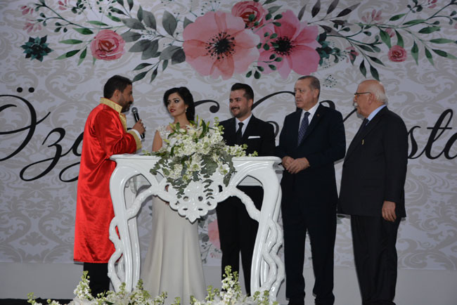 Erdoğan nikah şahitliği yaptı... - Resim: 1