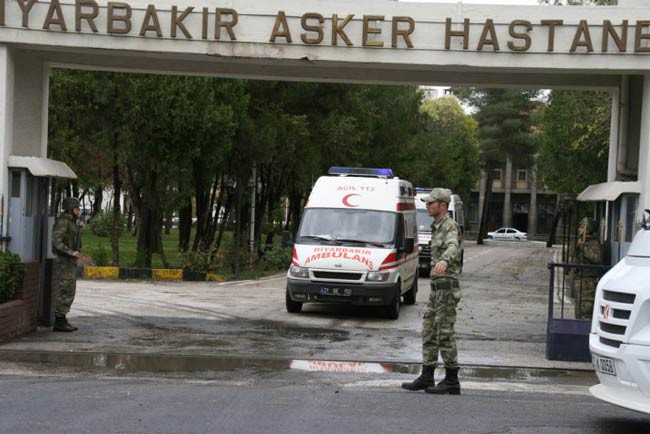 Şehitlerimizi ebediyete uğurladık - Resim: 2