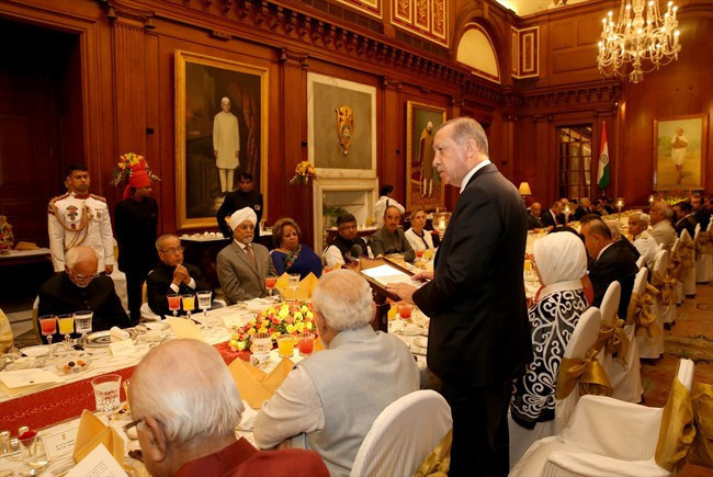 Erdoğan Hindistan'da onuruna verilen yemeğe  katıldı - Resim: 3