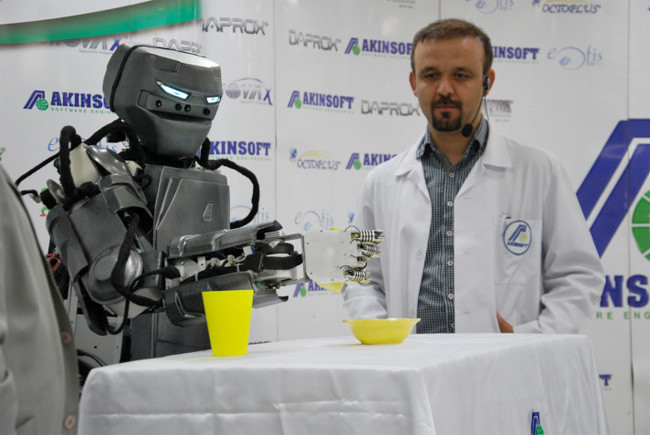 Yerli insansı robot - Resim: 2