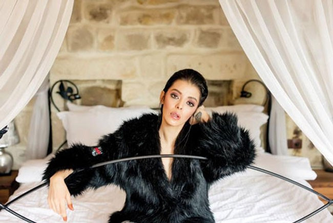 Selin Şekerci'den şok itiraf 'Belediye otobüsünün altında kaldım' - Resim: 1