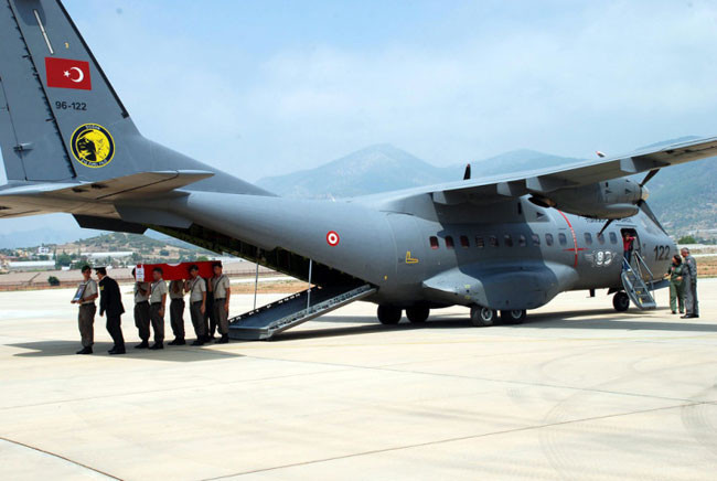 Şehit Angay Anamur'da toprağa verildi - Resim: 3