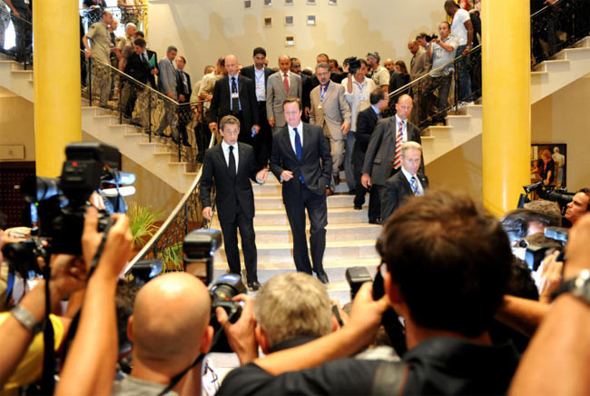 Tahrin Meydanı'nda bindirilmiş kıta! - Resim: 1