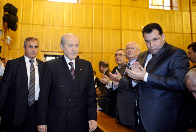 Bahçeli açtı ağzını, yumdu gözünü! - Resim: 4