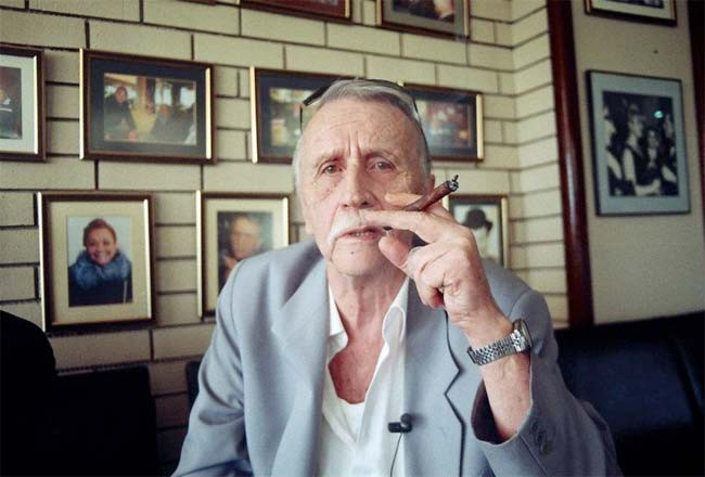 Sen misin ulan Hz. Ömer’i hançerleyen! - Resim: 2