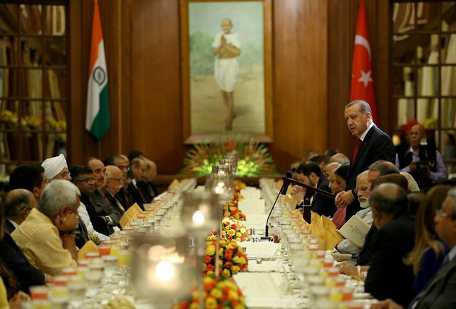 Erdoğan Hindistan'da onuruna verilen yemeğe  katıldı - Resim: 1