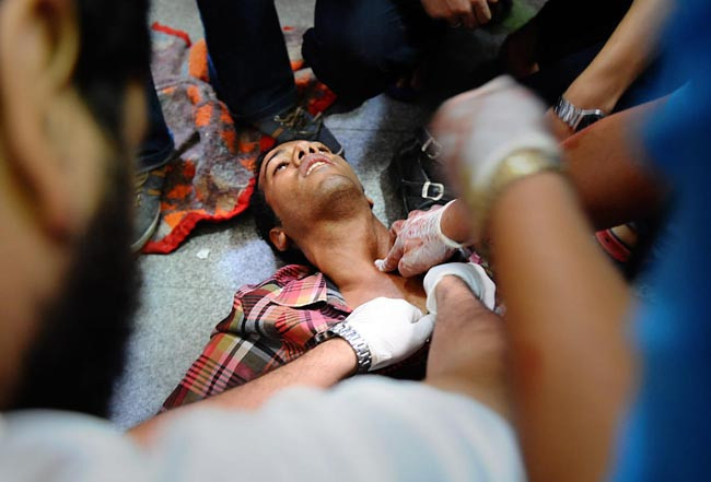 Mısır'da kan gövdeyi götürüyor - Resim: 4