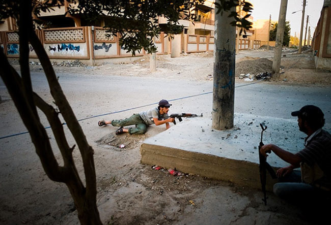 Suriye'de isyancıların bir günü - Resim: 4