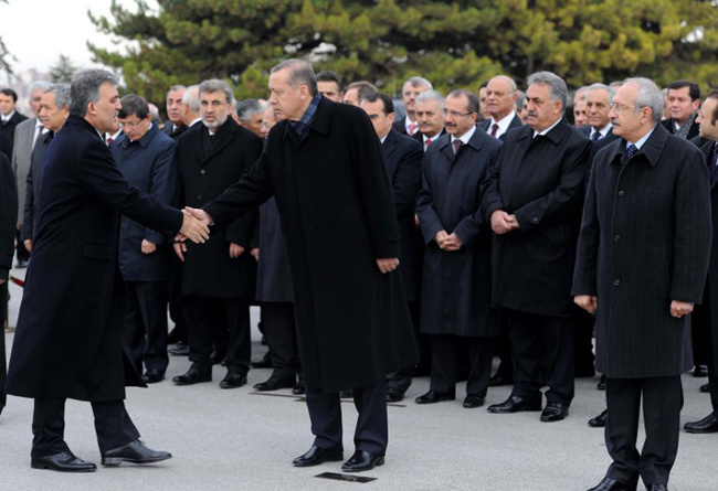 Devlet erkanı Anıtkabir'de buluştu - Resim: 3