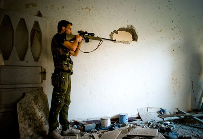 Suriye'de isyancıların bir günü - Resim: 2