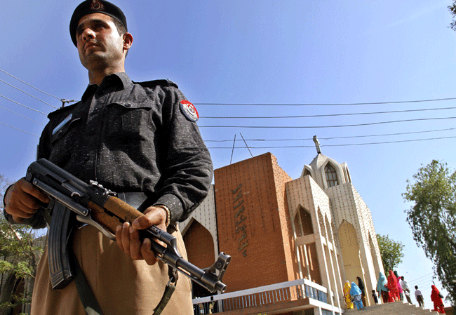 Dünya bugün bu anlarla sarsıldı! - Resim: 2