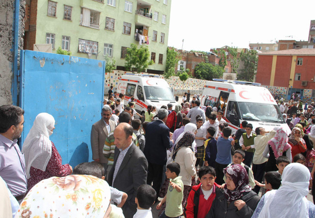 Sütten zehirlenen öğrenciler hastanelik oldu - Resim: 4