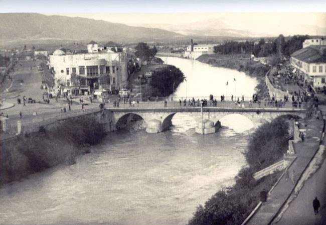 Rezalete bak tarihi Hatay Meclisi'ni 'künefeci' yaptılar! - Resim: 2