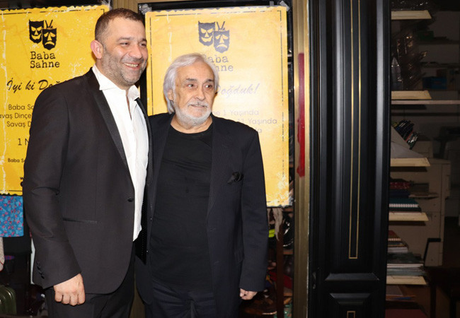 Şevket Çoruh'u mutlu gününde dostları yalnız bırakmadı - Resim: 1