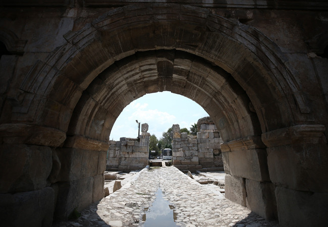 Roma Bizans ve Osmanlı imparatorluklarının kesiştiği yer gün yüzüne çıkıyor - Resim: 4