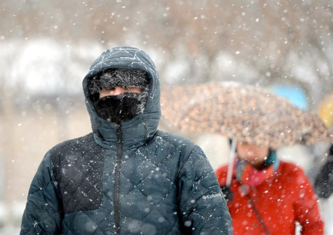 İstanbul kara gömüldü - Resim: 2