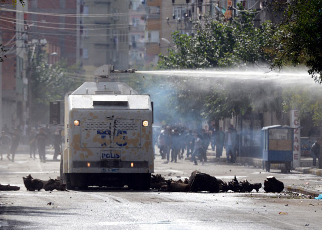 BDP'lilere biber gazlı müdahale - Resim: 2