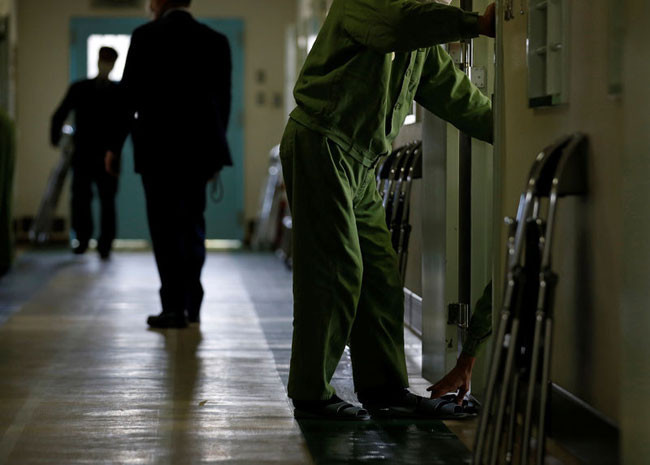 Sebebi şok edeci! Yaşlılar cezaevine girebilmek için suç işliyor... - Resim: 3