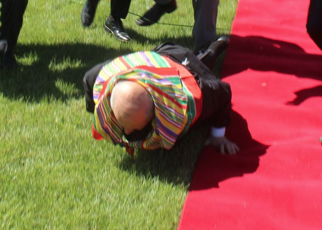 Devlet Bahçeli öyle fena düştü ki... - Resim: 3