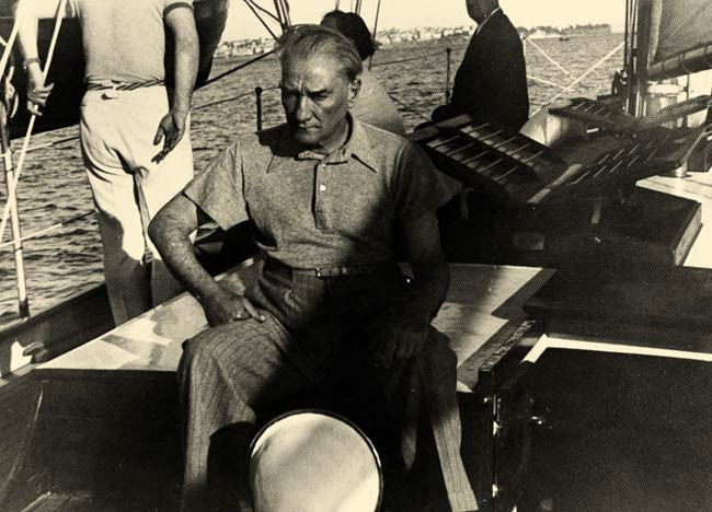 Ulu Önder'in görmediğiniz fotoğrafları - Resim: 1