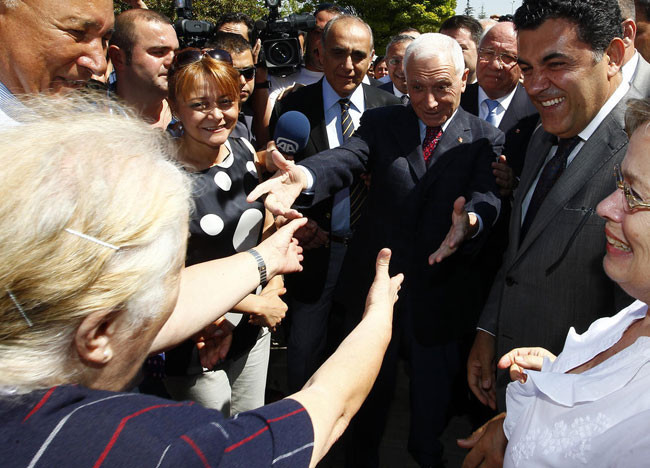 Haberal'a coşkulu karşılama - Resim: 3