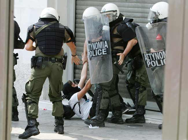 Ona biraz daha yakından bakın - Resim: 4