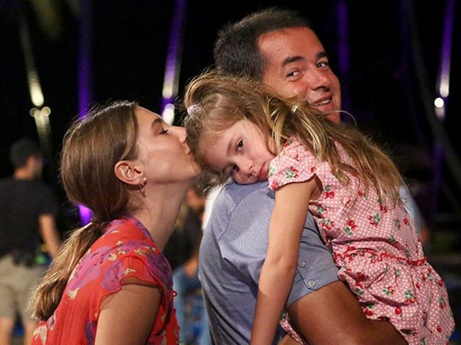 Acun Ilıcalı kızlarıyla yemeğe çıktı biri eksikti yemekte kim yoktu? - Resim: 3