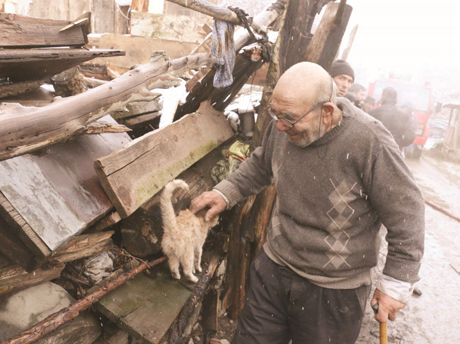 Sobayı tutuştururken evini yakan Ali Meşe dünya basınında! - Resim: 2