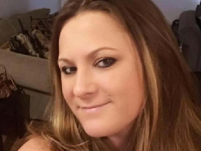 Sevgilisini emzirmek için işinden ayrıldı! - Resim: 2