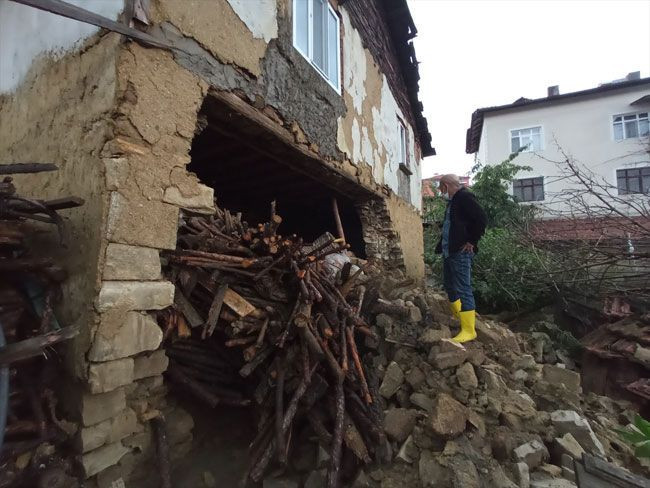 Kütahya'da sel felaketi iki köyde hasara neden oldu - Resim: 4