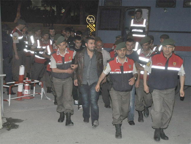 Askeri ortaklı kaçakçılık - Resim: 3