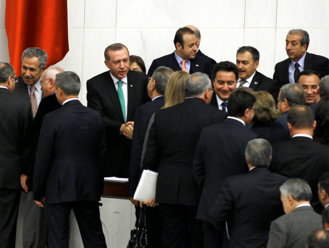 Erdoğan onunla tokalaşmadı - Resim: 3