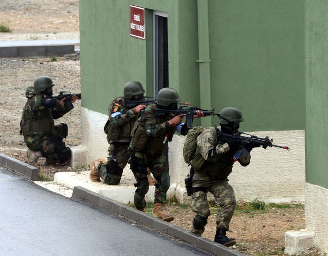 Birbirinden etkileyici 'Bordo bereli' hikayeleri... - Resim: 6