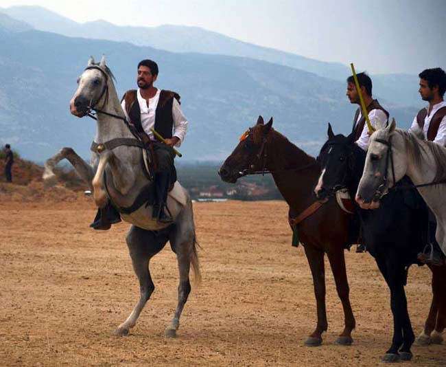 Cirit nasıl oynanır cirit atma kurallarına bakın - Resim: 1