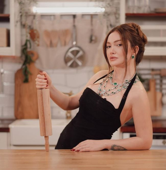 Sosyal medya fenomeni Danla Bilic, lüks cipiyle trafik kazası geçirdi - Resim: 1