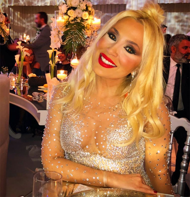 Lerzan Mutlu'ya olay evlenme teklifi 'annenden ayrılamıyorsan'... - Resim: 2