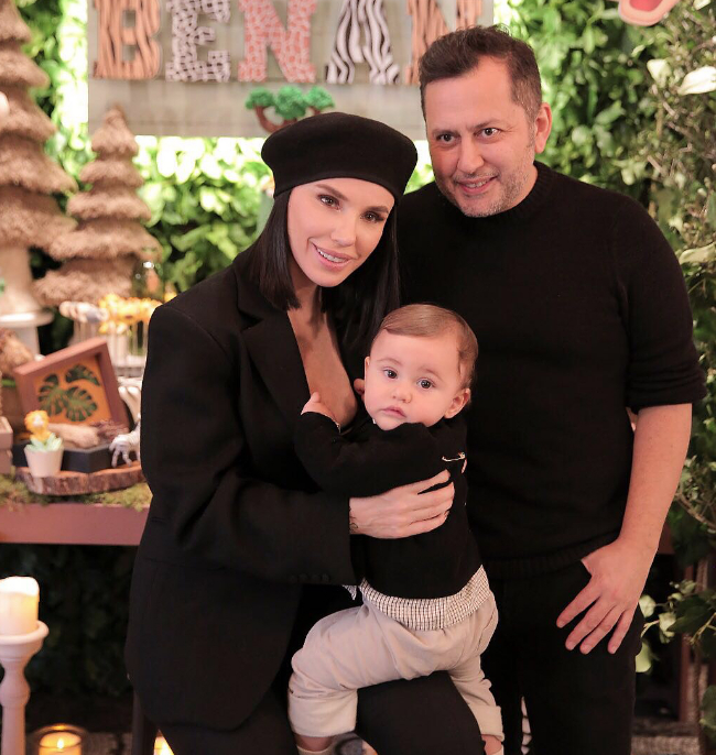 Cengiz Abazoğlu defilesinde Gülşen dekoltesiyle ağızları açık bıraktı - Resim: 4