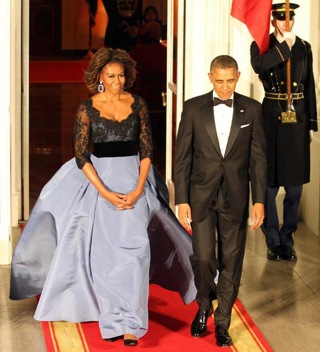 Michelle Obama düşman çatlattı! Kıyafete dikkat! - Resim: 2