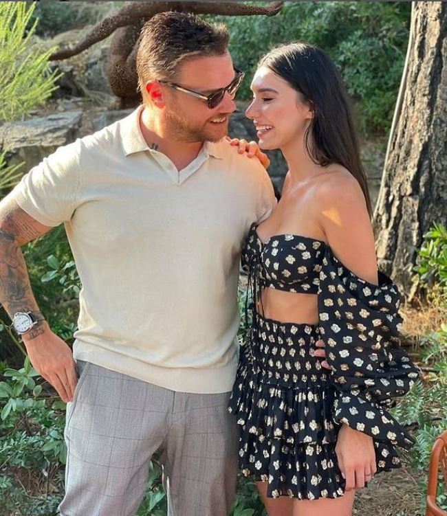 Sinan Akçıl ve Burcu Kıratlı boşanıyor mu ikinci kez ayrılık şoku - Resim: 4