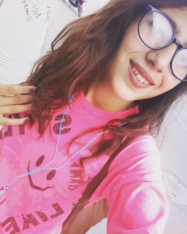 Bu kızlara ne oldu okula gidiyoruz diye evden çıktılar ve... - Resim: 3