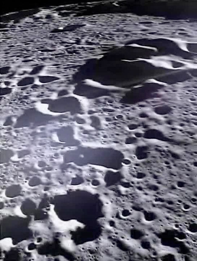 Ay'ın son yüzey görüntüleri - Resim: 2