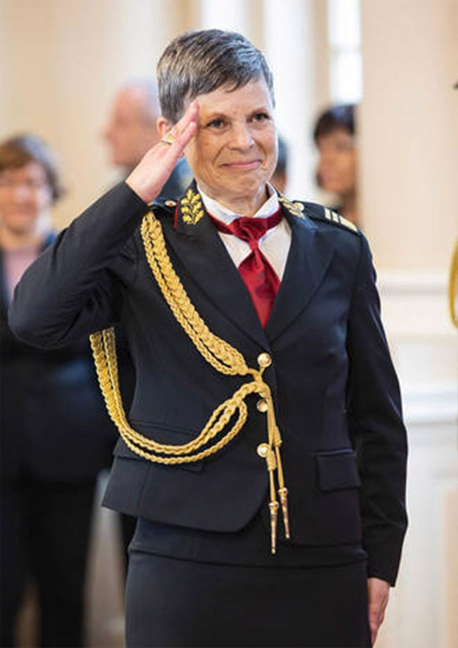 Bir kadın Genelkurmay Başkanı oldu hem de NATO ülkesinde - Resim: 3