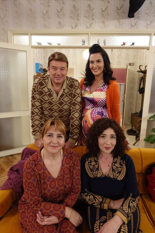 Müge Anlı Kazara Aşk Seksenler Esra Erol'a fark attı! Reytingde ilk sıra bakın kimin - Resim: 3