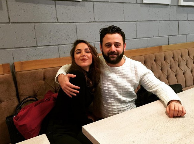 Berna Keklikler gerçeği tokatlayıp terkettiği sevgilisi kimdir?  - Resim: 1