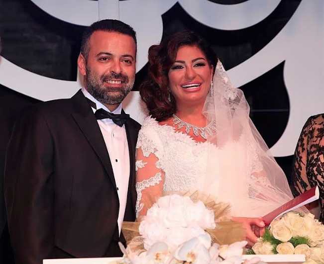 Süreyya Yalçın 25 milyon TL'lik malikanesinde Amerikalı arkadaşlarıyla... - Resim: 1