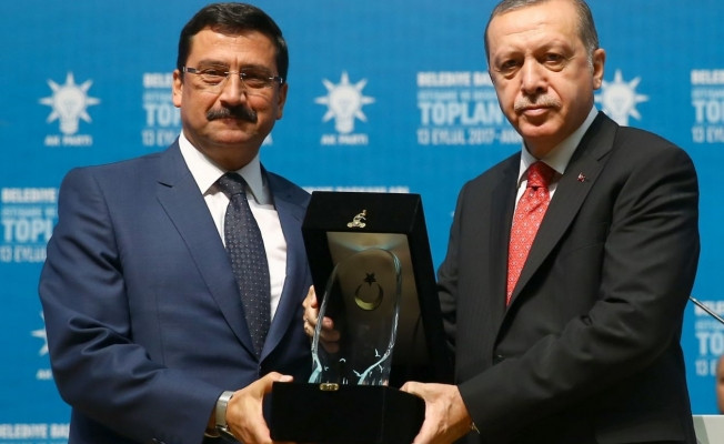 Melih Gökçek'in yerine kim gelir koltuğun iki güçlü adayı! - Resim: 3