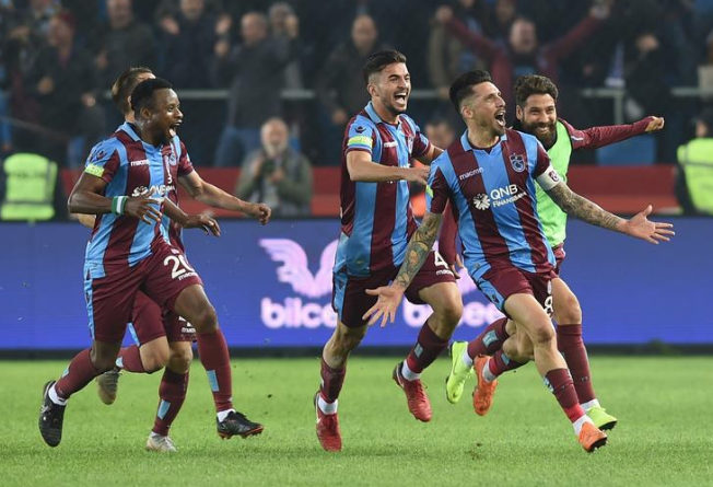 Hezimet sonrası olay sözler: Küme düşerse o sezon yeniden çıkar Süper Lig’e - Resim: 2