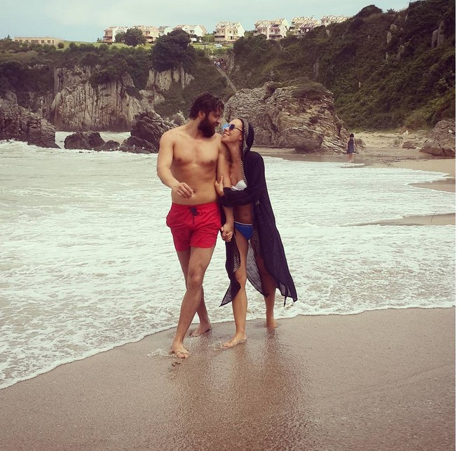 Gökhan Gözükan'ın nişanlısı kimdir meğer Kurtlar Vadisi'nde... - Resim: 2