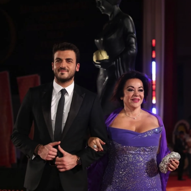 Oya Aydoğan'ın asıl ölüm sebebi buymuş! Oğlu Gurur Aydoğan ilk kez açıkladı: ''Patatesle bir alakası yok'' - Resim: 2