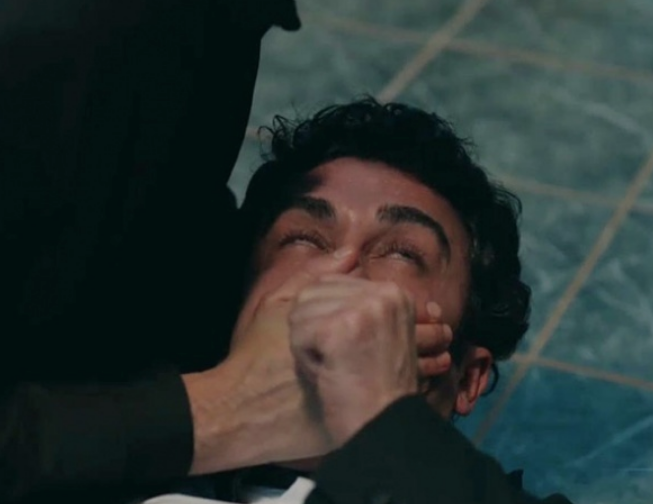 Çukur'da sürpriz ayrılık! İşte geceye damga vuran ölüm sahnesi - Resim: 4